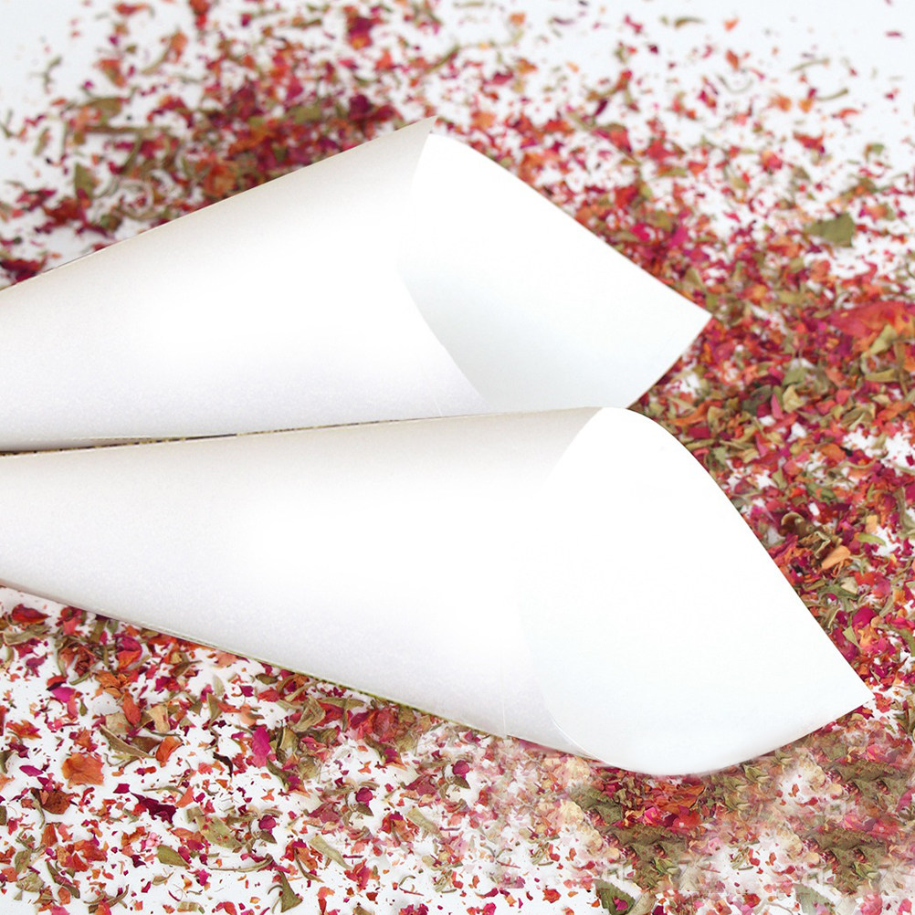 Papercraft Supply Confetti - 60 buah Kerucut Kelopak Bunga Konfeti,