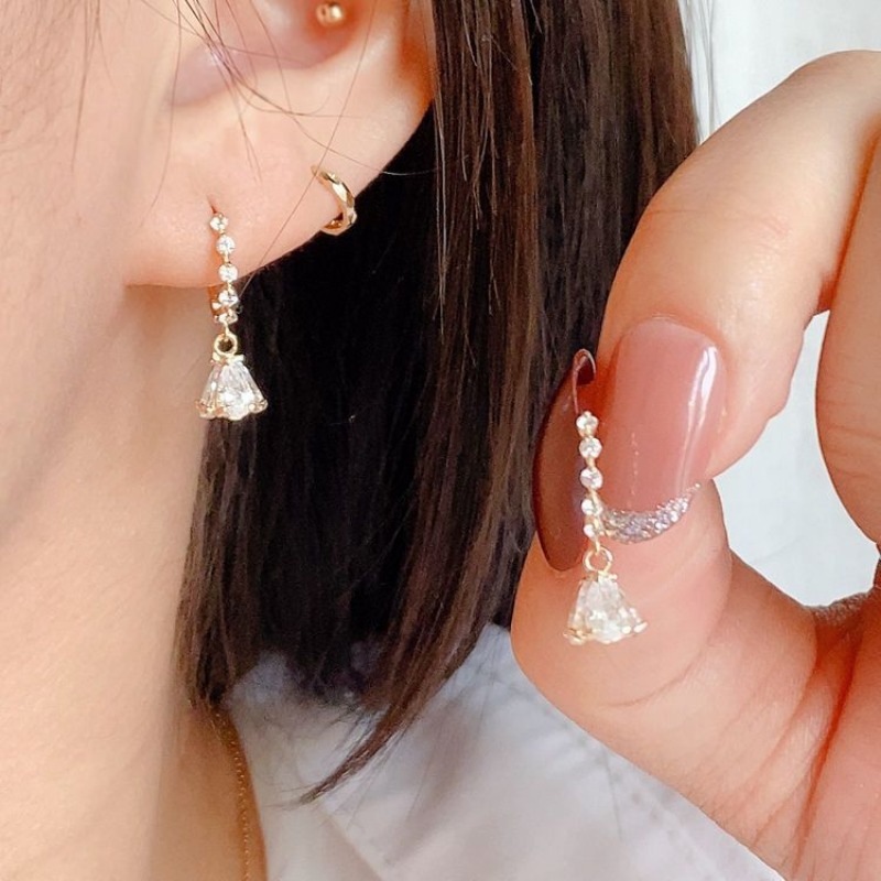 Anting-anting berkilau kualita - Flower Wall Panel ulasan dan harga